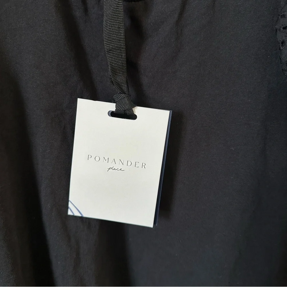Tuckernuck Pomander Place Emi Eyelet Lace Top Black Flutter XS NWT - Picture 7 of 8